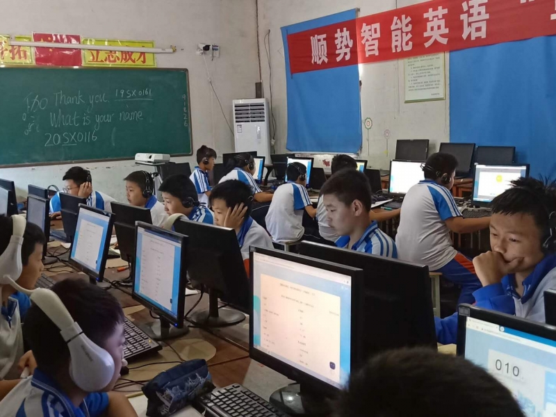 全国授权销售中心已突破 1700 家