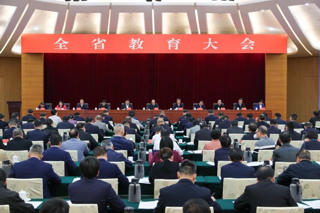教育部部长怀进鹏：推动数字教育、数字技术、数字平台与教育教学深度融合